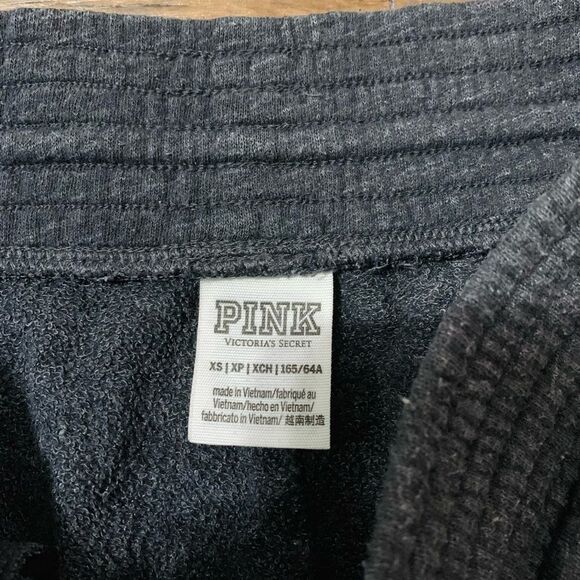 VS PINK BLING OUTFIT SHORTS SET XS - Picture 7 of 10